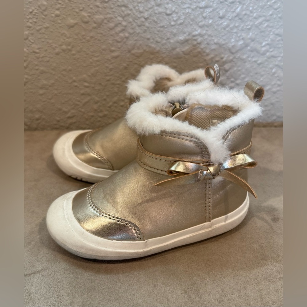 Stepping Stones Gold and White Boots‎ Size 6 - Picture 4 of 5